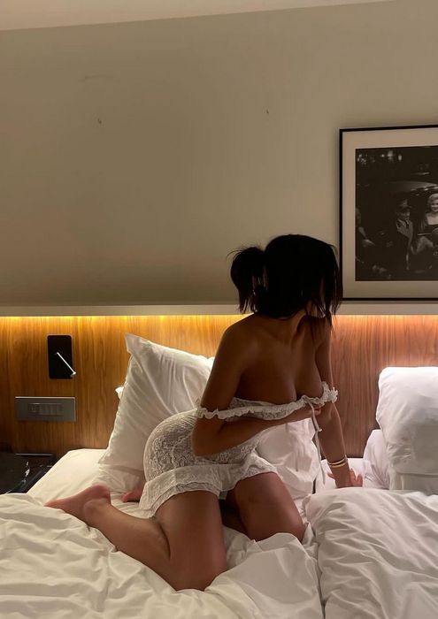 Куртизанка на расстоянии одного клика — интим-досуг в цифровую эпоху